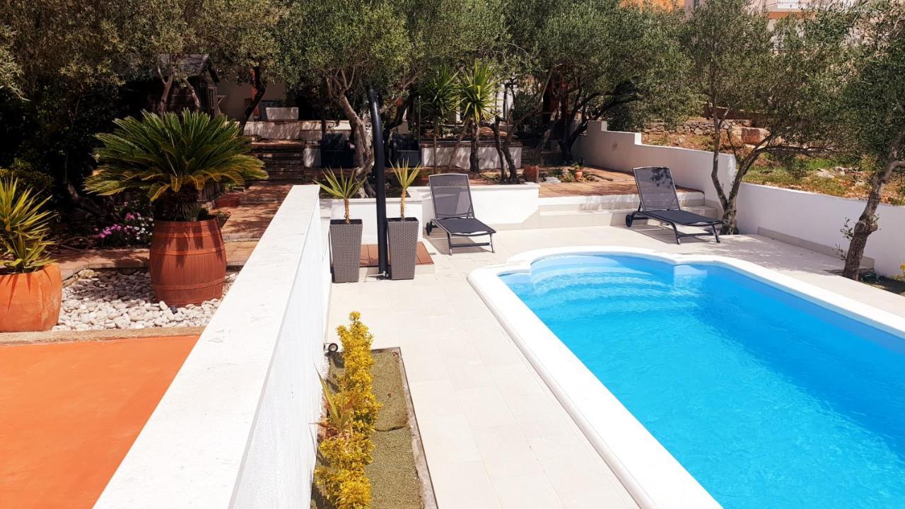 Vila House Oliva With Private Pool And Large Garden Stari Grad  Exteriér fotografie