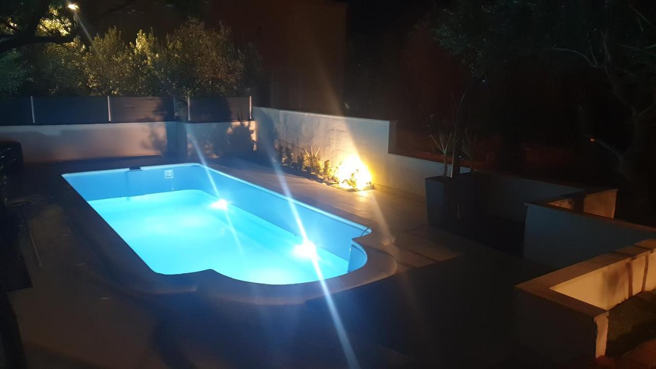 Vila House Oliva With Private Pool And Large Garden Stari Grad  Exteriér fotografie