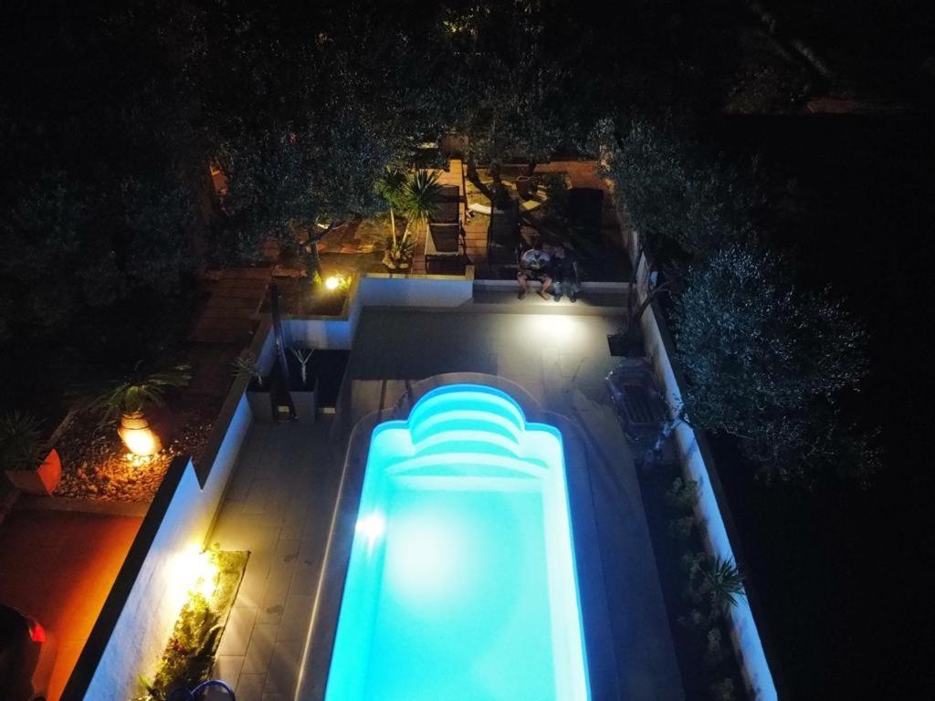 Vila House Oliva With Private Pool And Large Garden Stari Grad  Exteriér fotografie